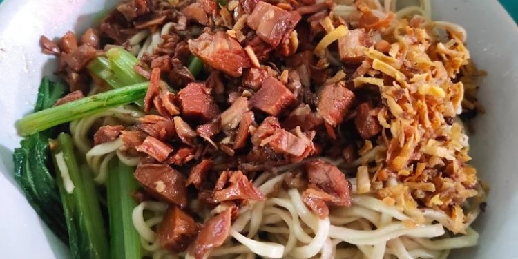 Cobain Mie Ayam Ojo Dumeh “Mas Endhut”, Pasti Nagih